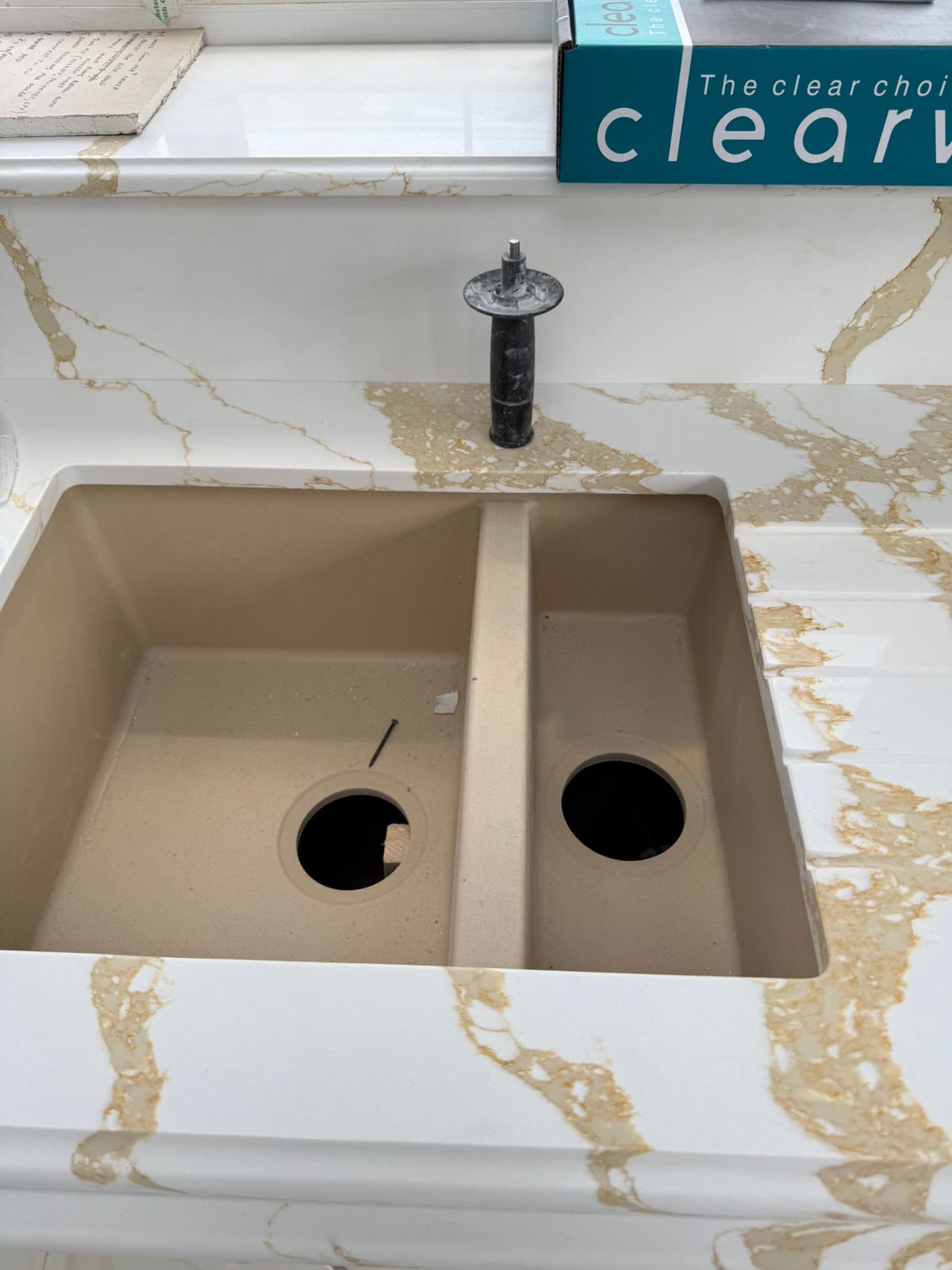 Calacatta Gold — zabudowa kuchenna